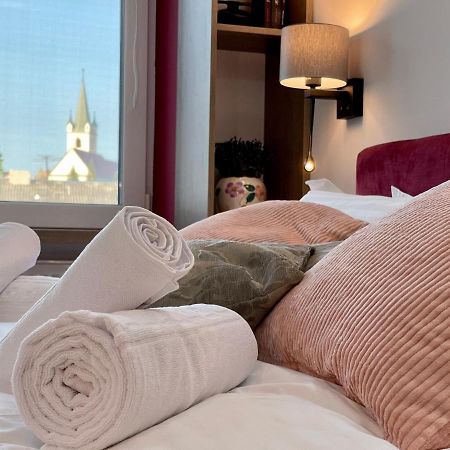 Jeny Boutique Apartment Târgu-Mureş Buitenkant foto