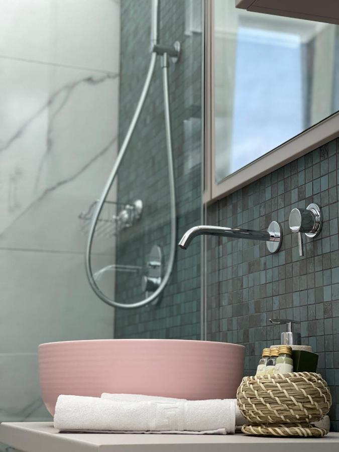 Jeny Boutique Apartment Târgu-Mureş Buitenkant foto