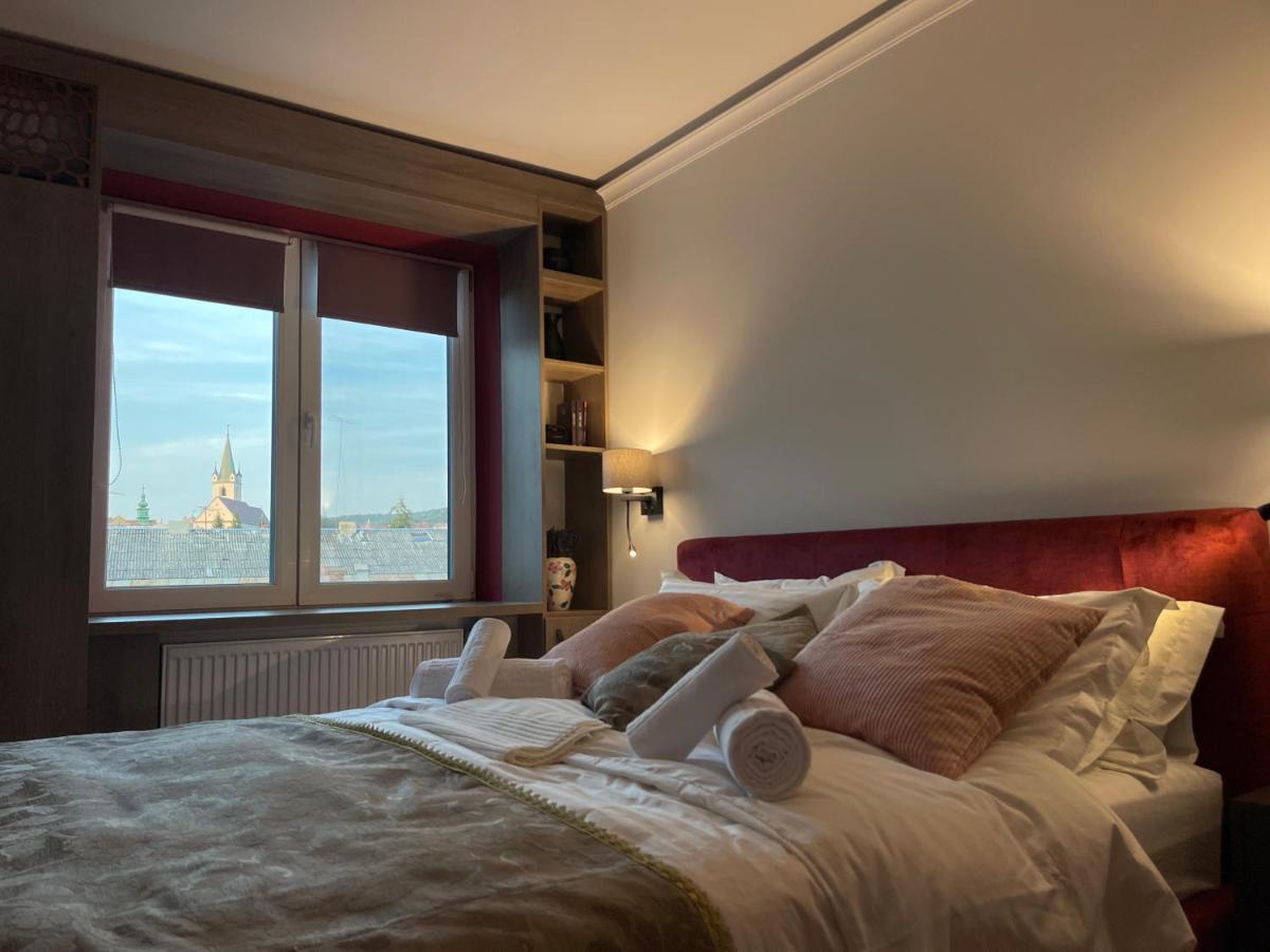 Jeny Boutique Apartment Târgu-Mureş Buitenkant foto