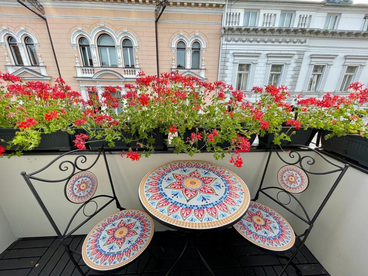 Jeny Boutique Apartment Târgu-Mureş Buitenkant foto